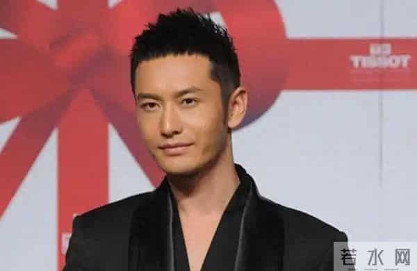 继杨颖、叶珂之后，黄晓明再次"拿下"大眼睛美女，网友：审美没变