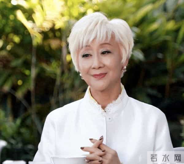 香港名媛陈曼娜:炒楼身价过亿,住2500呎豪宅,儿子成美国名医