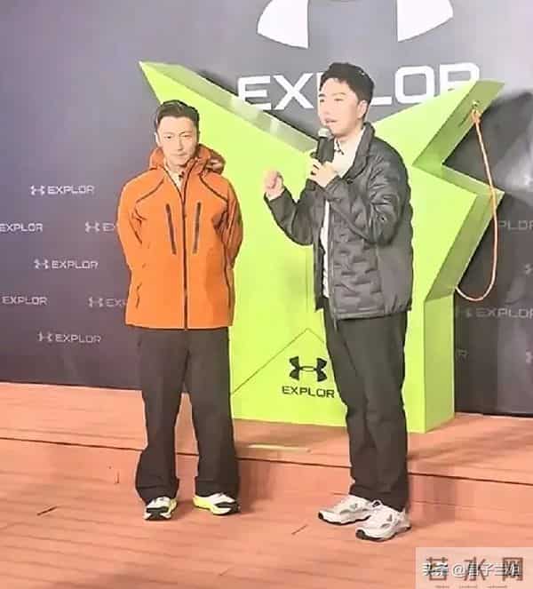 谢霆锋是矮啊他穿着运动服打扮正常但又瘦又矮一点都没有巨星气质