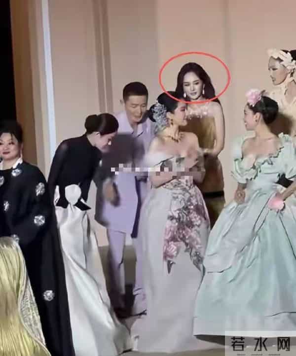 看到钟楚曦打败老戏骨，拿下金鸡奖最佳女配，才懂郭靖宇说的没错