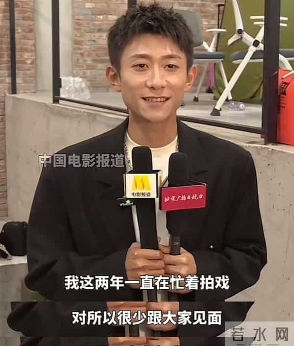 事实证明,不演戏就“消失”的张一山,早已走上了另一条康庄大道