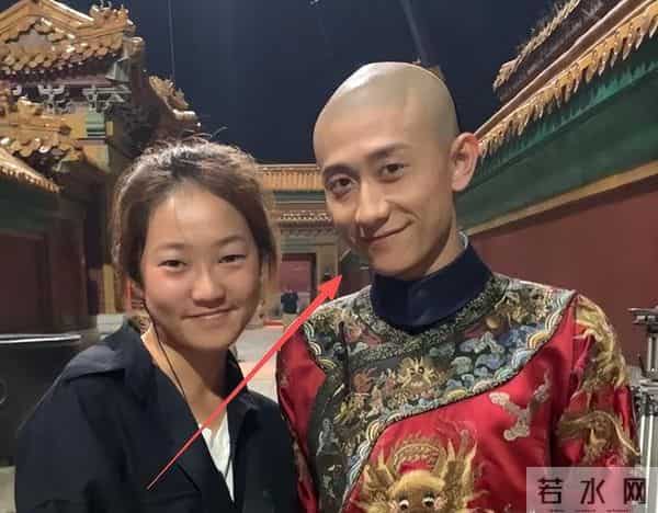 张一山也没想到，发腮皮包骨消失4年后，宋丹丹成为他的“救赎”