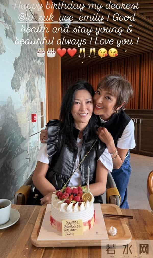 李克勤为妻庆生一脸沧桑，卢淑仪打扮简约显年轻，豪门邻居也在场