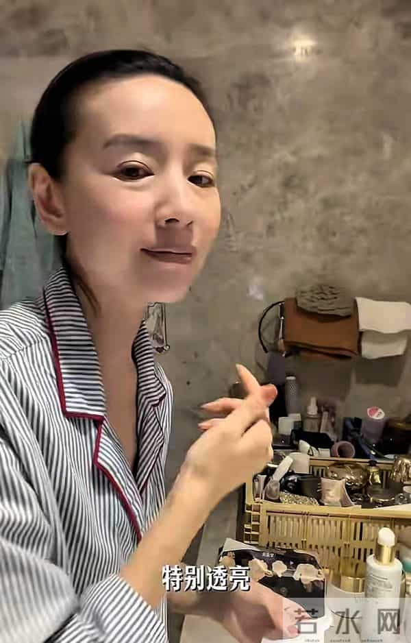 45岁董洁定居北京生活曝光,不用保姆不通暖气,一日三餐亲力亲为