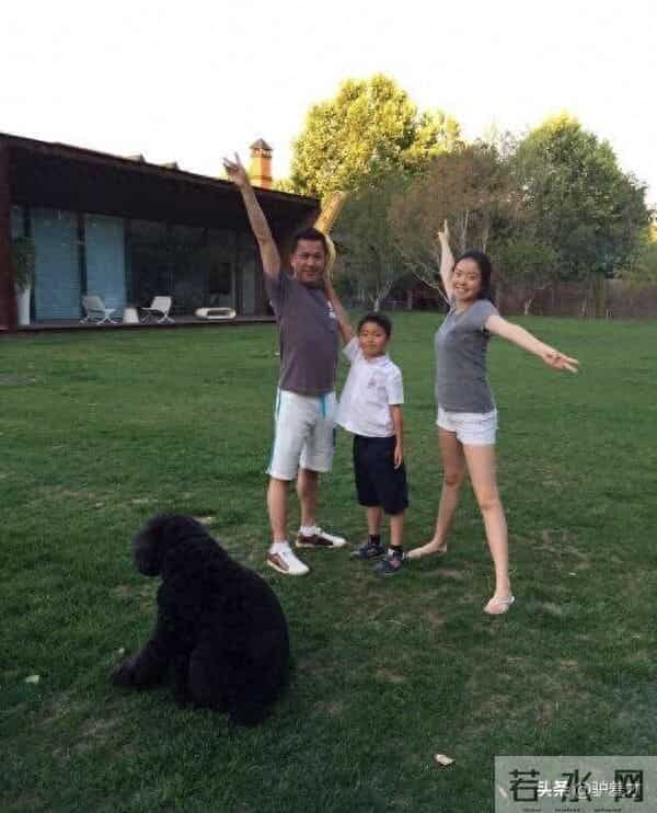 华谊兄弟王中磊，破产后的他住进简陋小院，妻子感叹回不到从前