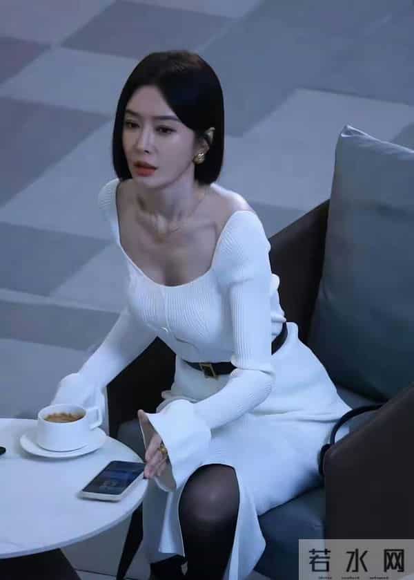 她是怎么保持这么好的气质的啊？