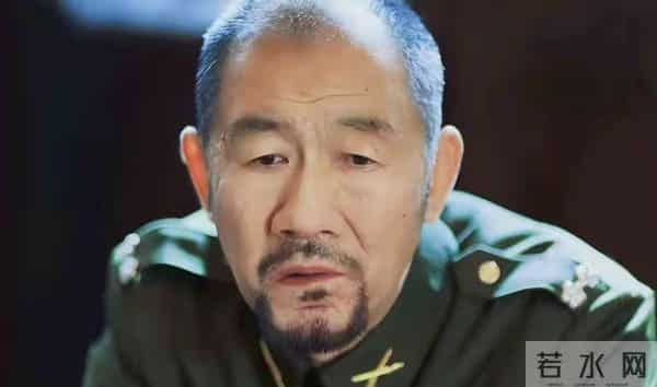 《隐锋》当街灭口藏狠招！被枪杀的证人，藏着曹鹏吕文禄的死穴