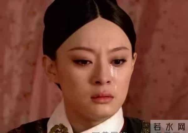 浣碧在世时与甄嬛争风吃醋，八年后甄嬛打开她的香囊，瞬间泪崩