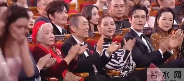 金鸡奖名场面：钟楚曦拿奖，宁静和黄晓明的表情，暴露人情世故