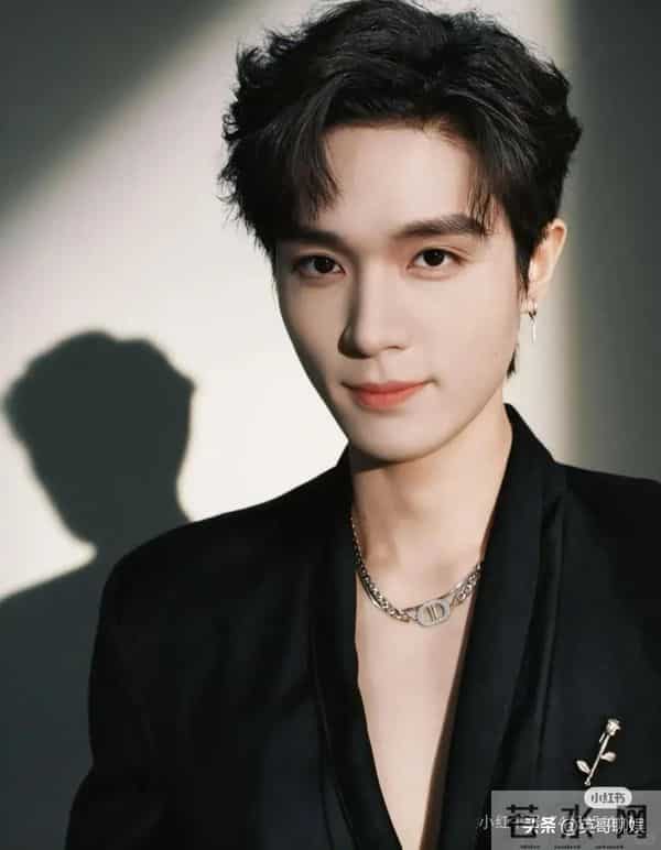 短剧一哥易主,十大男神重新洗牌,何健麒强势回归,王皓祯成黑马