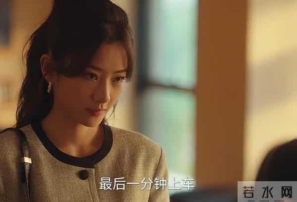 《四喜》何丽华做梦没想到，冯家破产小三上门，沈明珠成救命稻草