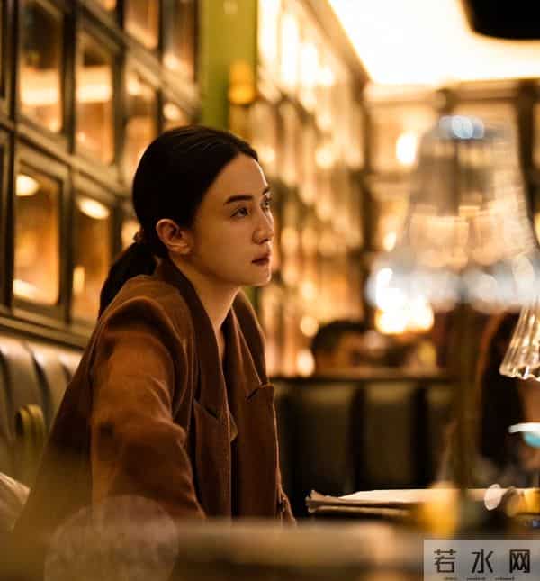 36亿票房加持！陈思诚金鸡拿奖引群嘲，“水鸡奖”争议背后藏玄机