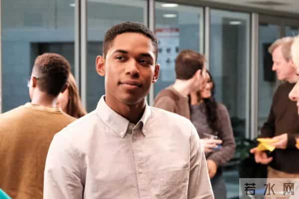 白人是救世主？这部电影啪啪打脸