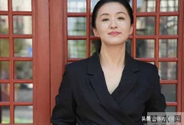 我用渐冻的身体，撬动了《繁花》的谎言