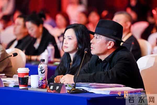 金鸡创投上，谭卓喊话品牌买单，姚晨当场建议：一千万元太高，别用明星