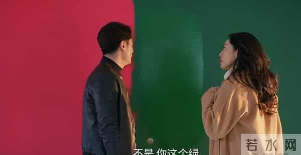 朱珠新剧让观众不满的，不是又老又作霍建华，而是浓妆艳抹资源咖