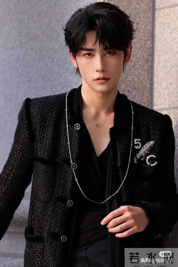 短剧人气男神大换血，何健麒逆袭第九，柯淳垫底，榜首竟是他