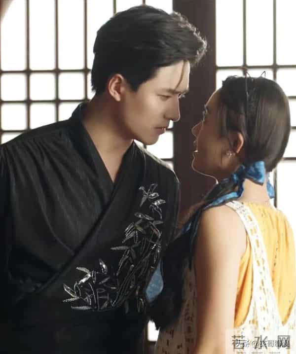 王皓祯新剧火爆上线！红果热度已破300万，女主比郭宇欣还会撩