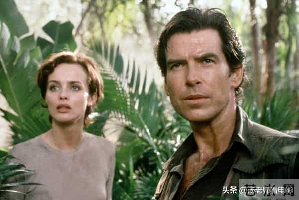 《007黄金眼》上映三十周年:从低谷到重塑,史上最帅007横空出世