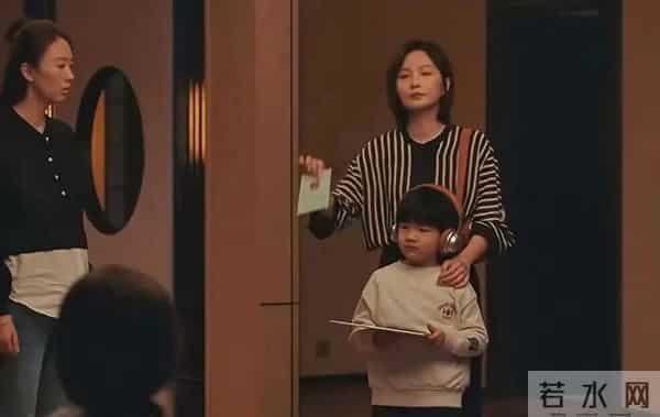 四喜：冯志死后，小三上门争产，才知何丽华早就识破手镯被掉包，