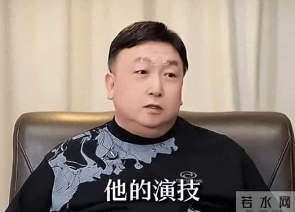 王晶脸肿了！刚骂30岁以下无好演员，转头跪夸易烊千玺