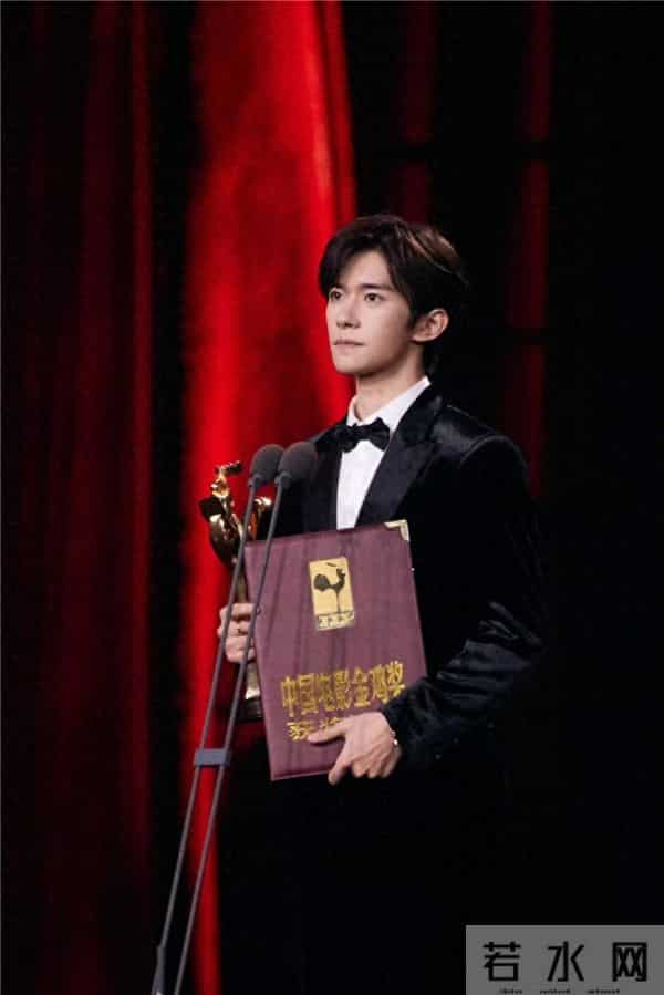 新科金鸡影帝易烊千玺:脚踏实地,用角色证明一切