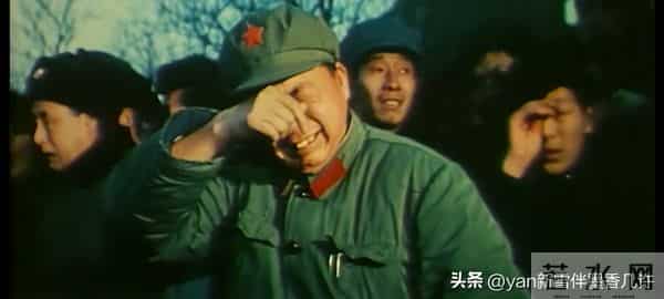 那盏长明的灯：电影《周恩来》与一个民族的深情凝望