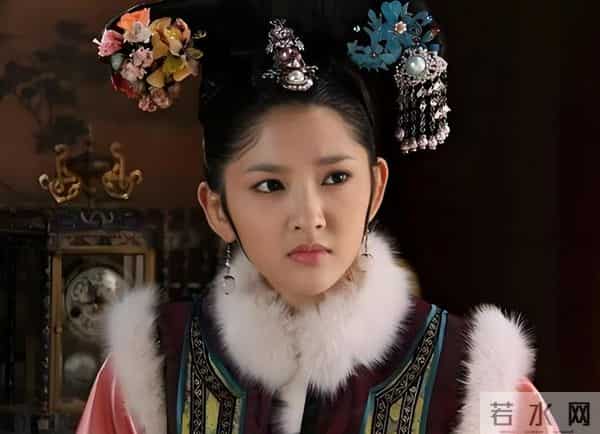 甄嬛回宫，众人以为她会先除掉祺嫔，谁知她却把屠刀挥向了端妃！