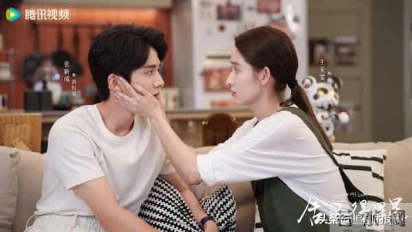 2025冬日必看小甜剧清单！冰雪+热恋，甜到心底