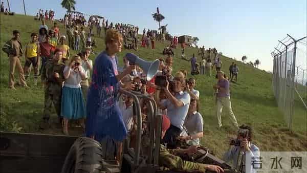 世界电影【1620】英国电影《水》(1985)剧照欣赏