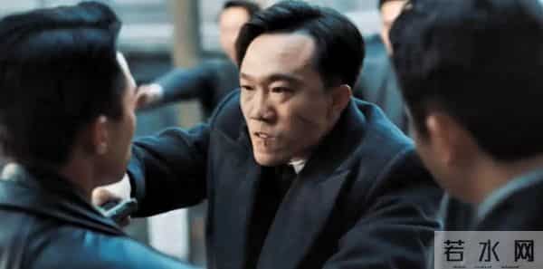 《隐锋》当街灭口藏狠招！被枪杀的证人，藏着曹鹏吕文禄的死穴