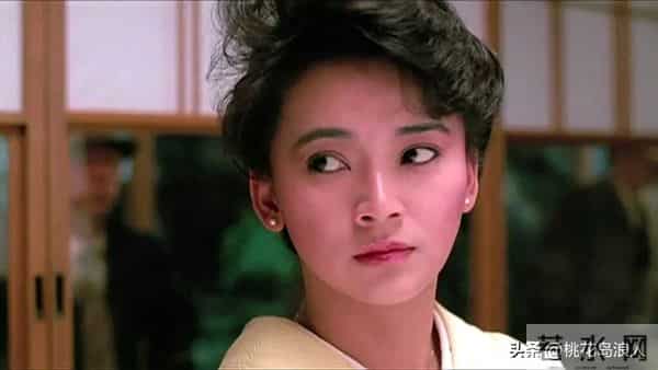 成名不易啊，胡慧中在这片牺牲很大！