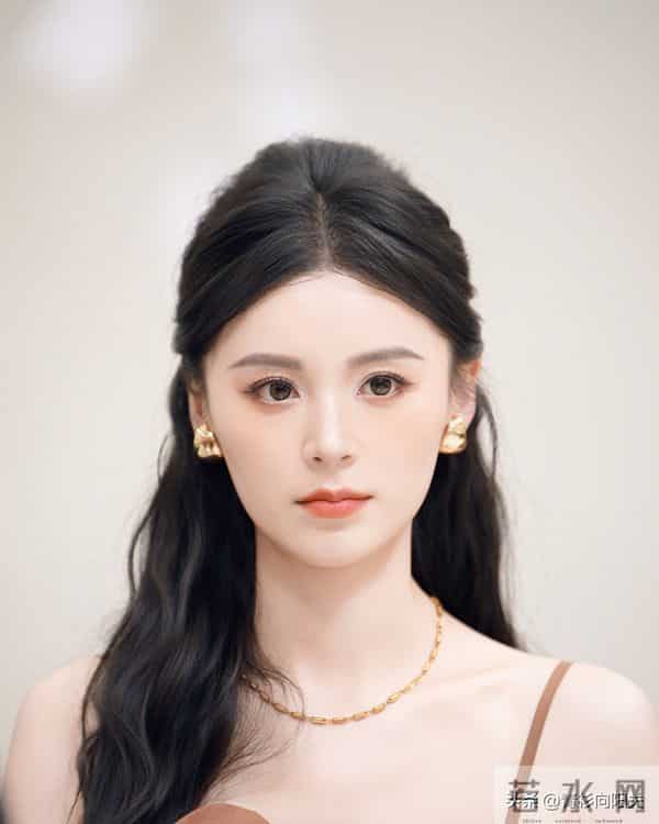 从《兰陵王》顶级恶女到《唐诡3》白衣盲女，她成最惊艳的女配