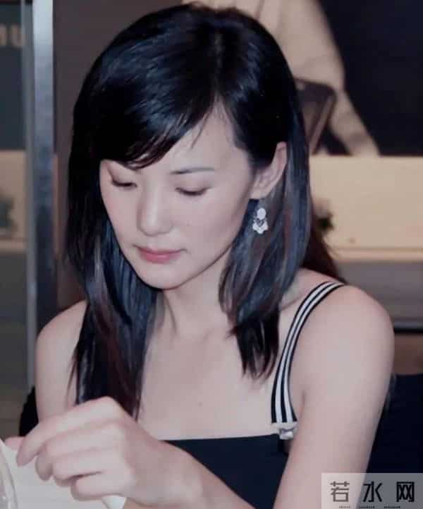 面子里子都有了！咏梅金鸡奖全程陪跑引粉丝不满，事后的回应亮了