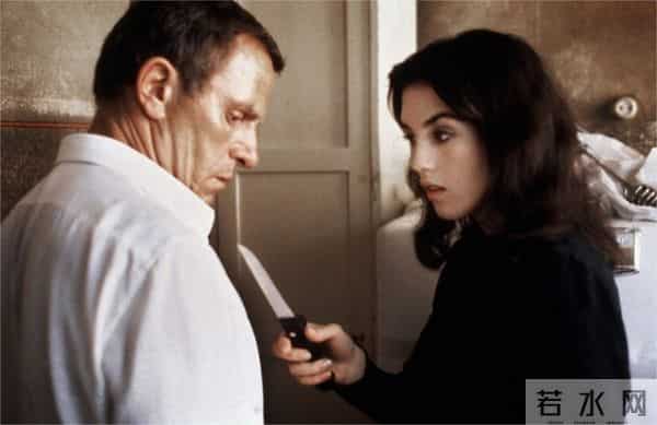 《着魔》：一部撕裂人性的恐怖经典，为何至今让人脊背发凉？