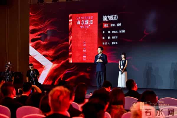 金鸡创投上，谭卓喊话品牌买单，姚晨当场建议：一千万元太高，别用明星