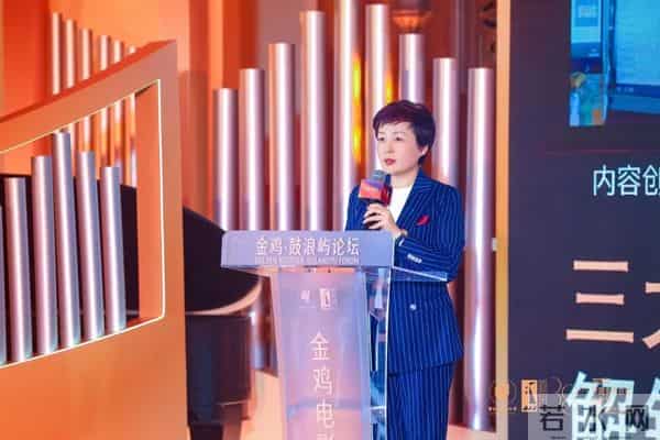 投资方越来越少？“黄建新们”聚在一起讨论中国电影：技术跑得快，观众走得慢，钱变得更谨慎