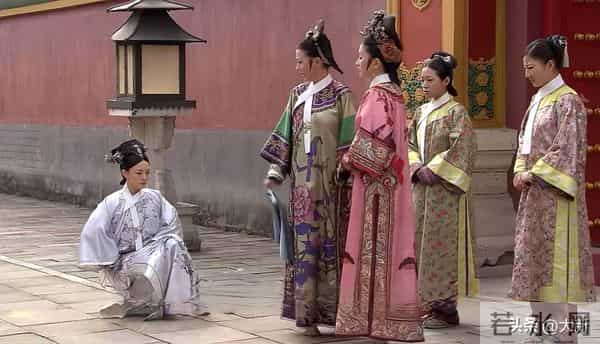 为什么崔槿汐敢和瓜六吵架？华妃降为答应为什么也敢和瓜六吵架？