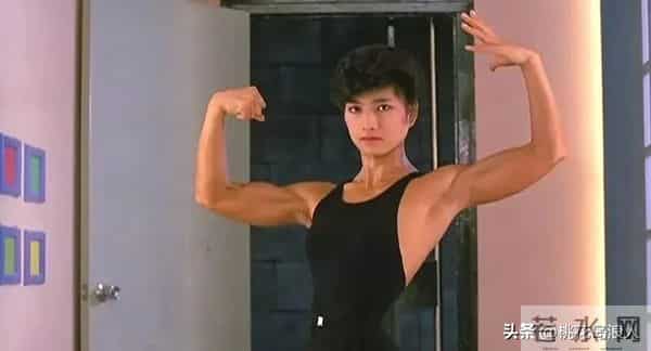 成名不易啊，胡慧中在这片牺牲很大！