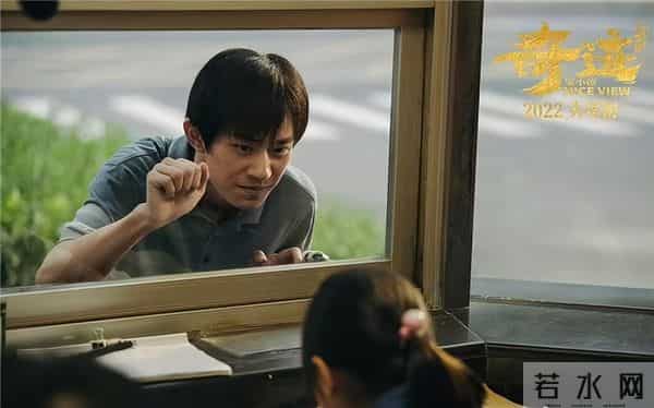 新科金鸡影帝易烊千玺:脚踏实地,用角色证明一切