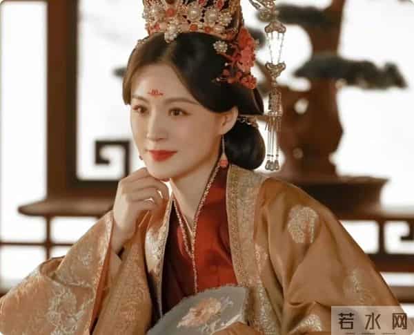 选角审美有多重要？毛林林演的“花魁”出场，才知道啥叫媚骨天成