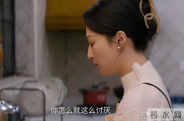 朱珠新剧开播，第一波真实口碑出炉！观众打分和评价“一针见血”