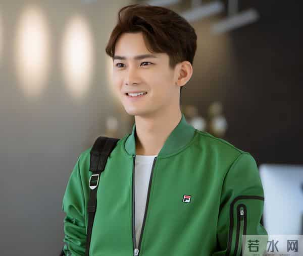 腾讯空降开播！男女主颜值双双在线，积压7年开播就爆了