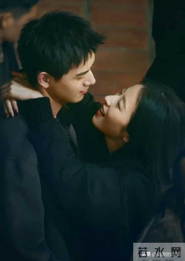 2025冬日必看小甜剧清单！冰雪+热恋，甜到心底