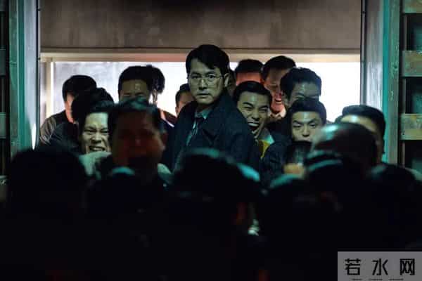 韩剧《韩国制造》：玄彬变身情报部科长，与郑雨盛上演权力游戏