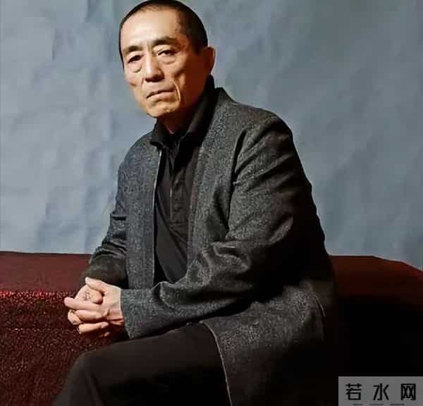 75岁的张艺谋也没想到，一场金鸡颁奖典礼，险些让他晚节不保！