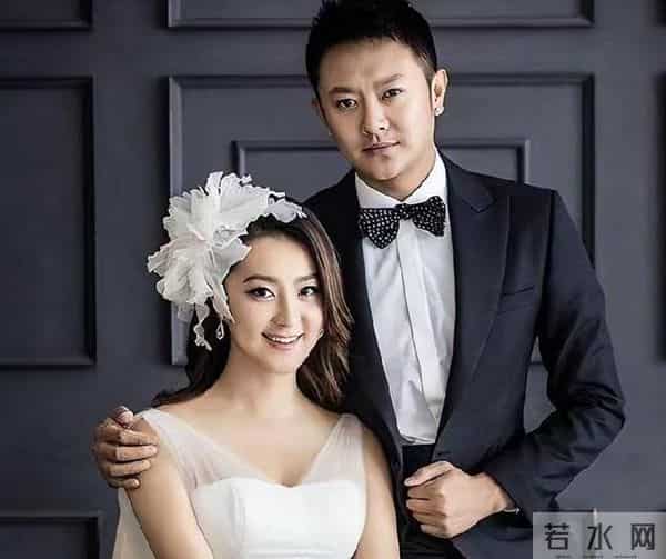 这个男演员，一生事业“毁”在两个女人手里，妻子只有脸是真的