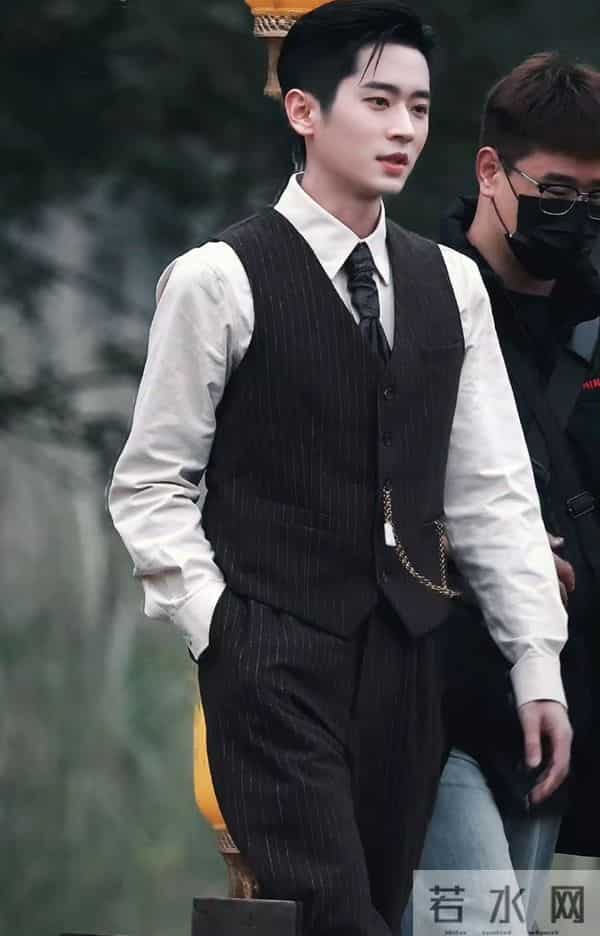 《玉簟秋》登陆湖南卫视！少帅夫妇极致拉扯，民国虐恋燃爆热搜