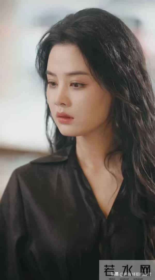 短剧杀疯了！《何须相守到白头》双破亿，三榜第一太能打！