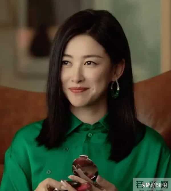 脸肿油腻就别演都市剧！41岁朱珠一出手，让观众看清刘亦菲有多强